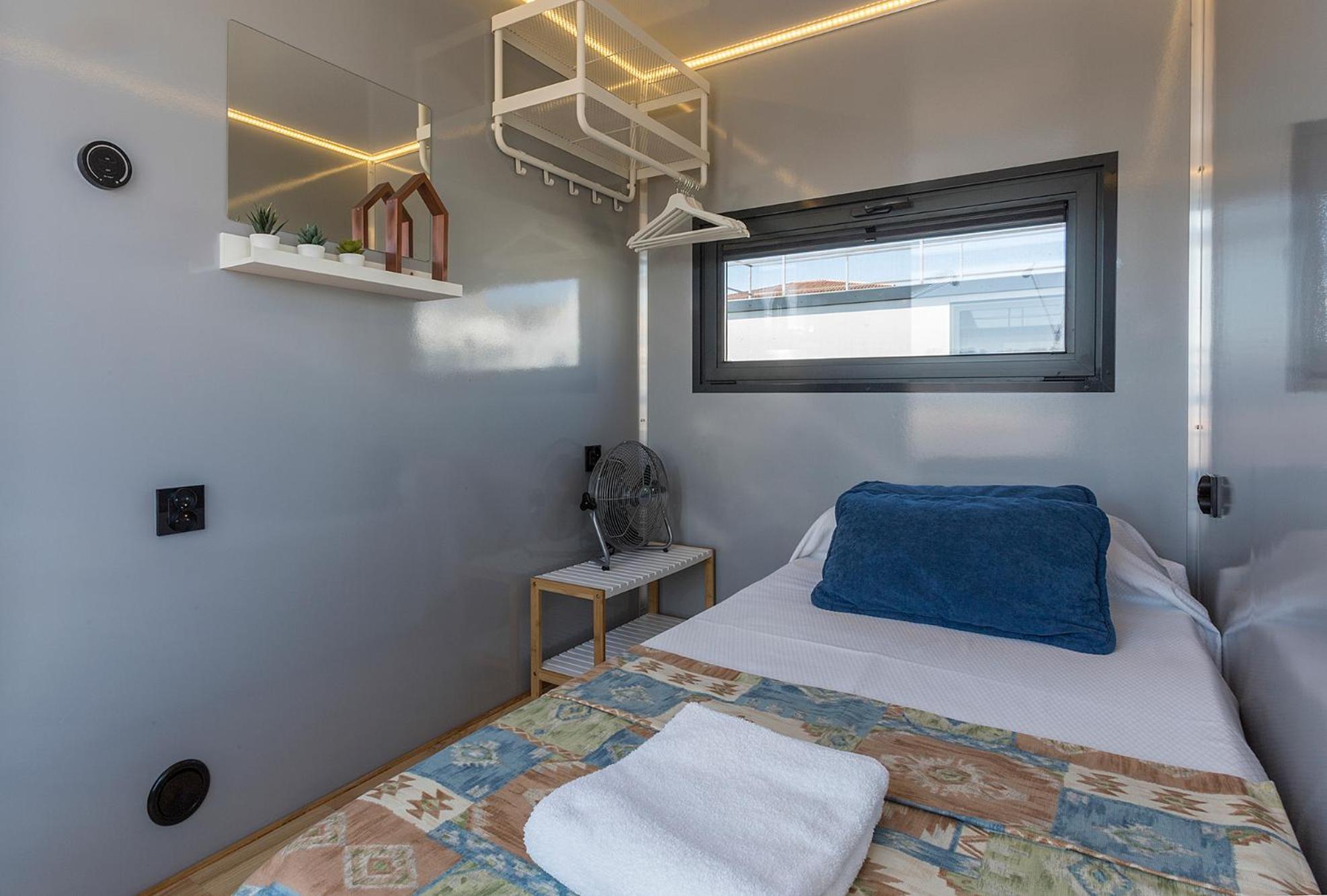 Отель Azvalia Luxury Casa Barco New York And Texas-Unique Houseboat Experience Эль-Пуэрто-де-Санта-Мария Экстерьер фото