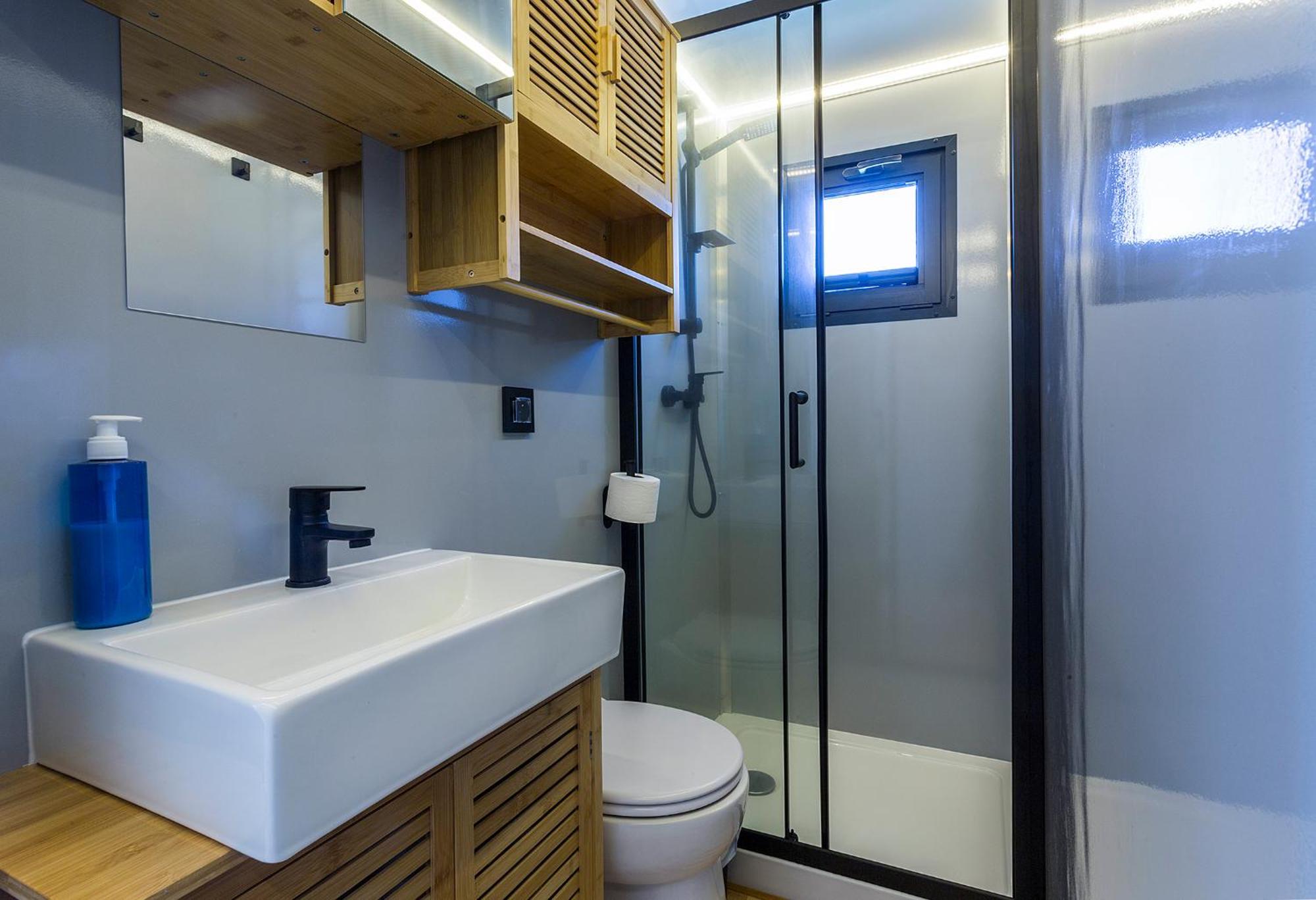 Отель Azvalia Luxury Casa Barco New York And Texas-Unique Houseboat Experience Эль-Пуэрто-де-Санта-Мария Экстерьер фото
